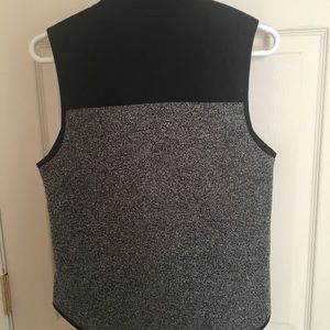 Abercrombie & Fitch Jackets & Coats - Abercrombie and Fitch vest black and white Abercrombie & Fitch Jackets & Coats - Abercrombie and Fitch vest black and white